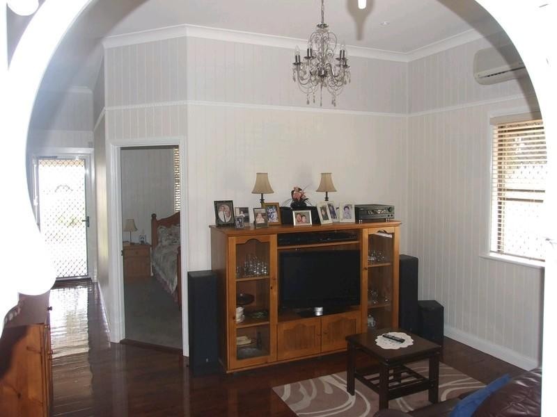 45 King Street, Goombungee QLD 4354