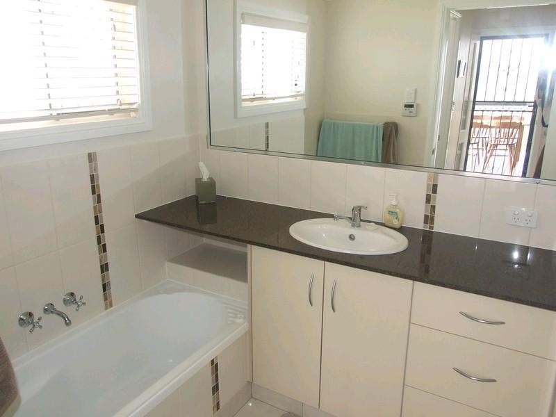 45 King Street, Goombungee QLD 4354