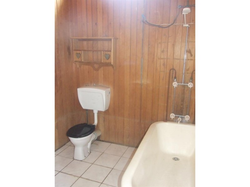 22-24 William Street, Goombungee QLD 4354