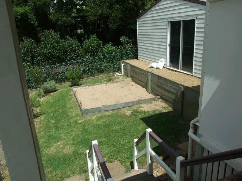 7 Creek Street, Crows Nest QLD 4355