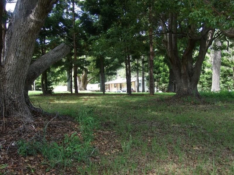 3861 Esk-Hampton Road, Ravensbourne QLD 4352