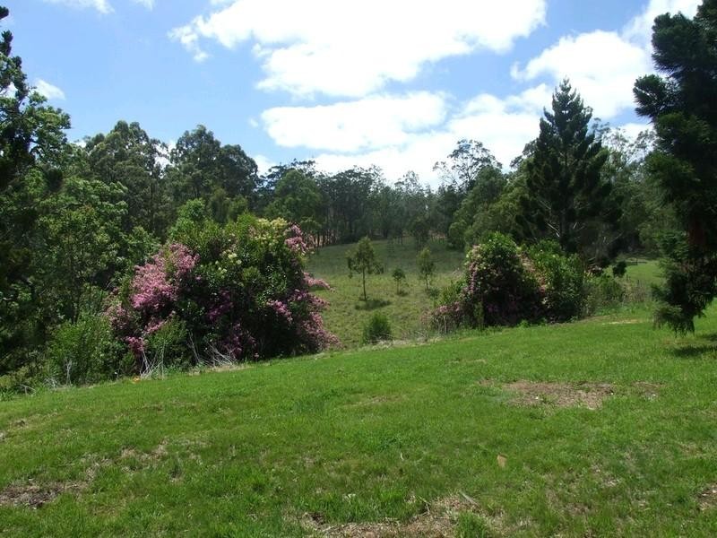 3861 Esk-Hampton Road, Ravensbourne QLD 4352