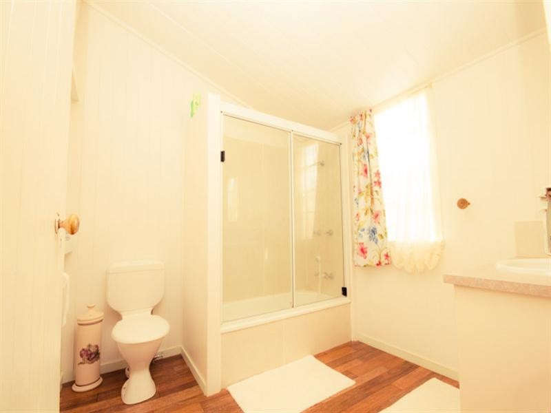 14 John Street, Crows Nest QLD 4355