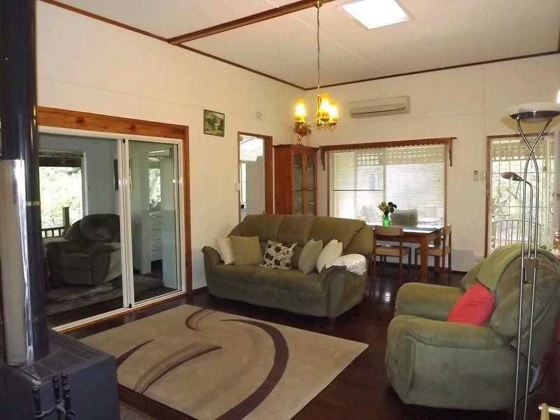 6 Short Street, Crows Nest QLD 4355