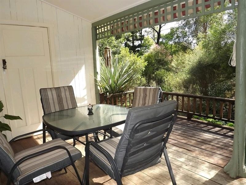 6 Short Street, Crows Nest QLD 4355