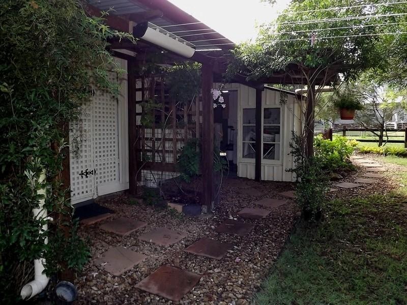 6 Short Street, Crows Nest QLD 4355