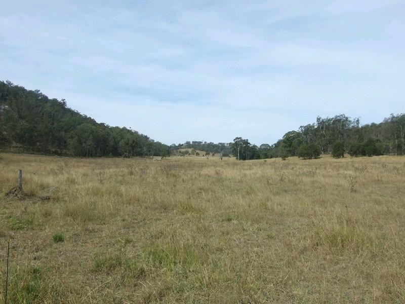374 Voll Road, Crows Nest QLD 4355