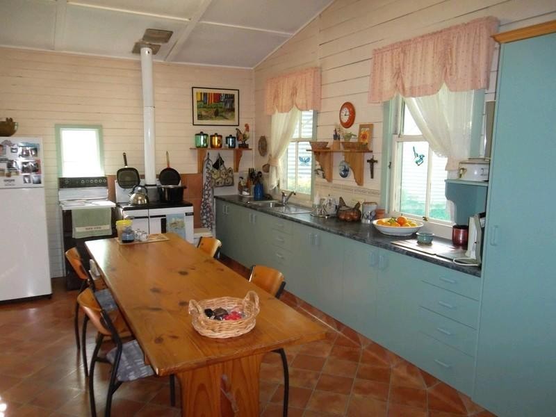 374 Voll Road, Crows Nest QLD 4355