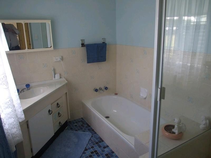 3 Albert Street, Crows Nest QLD 4355