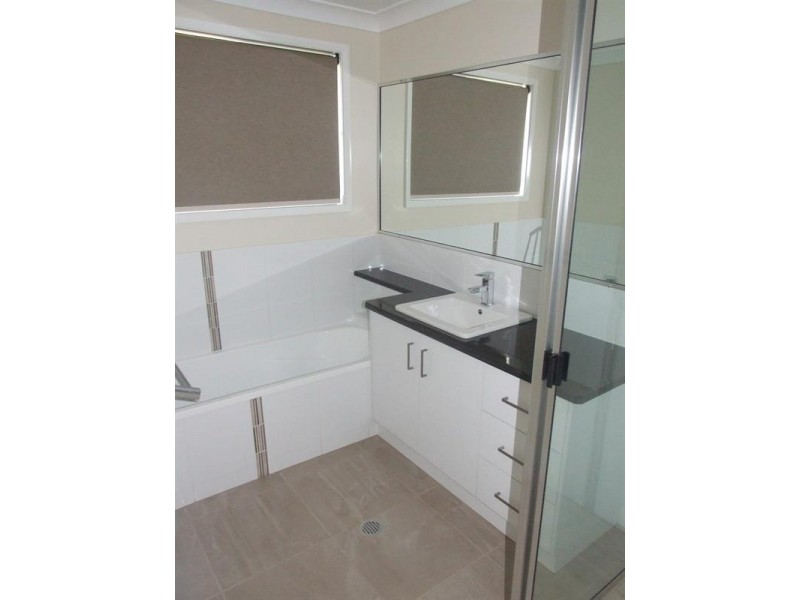 41 Naomi Drive, Crows Nest QLD 4355