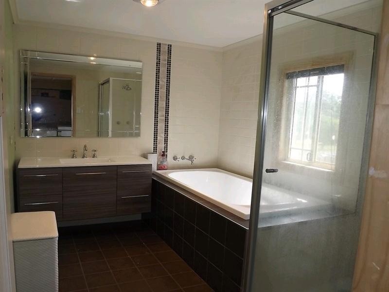 40 Emu Creek Road, Crows Nest QLD 4355