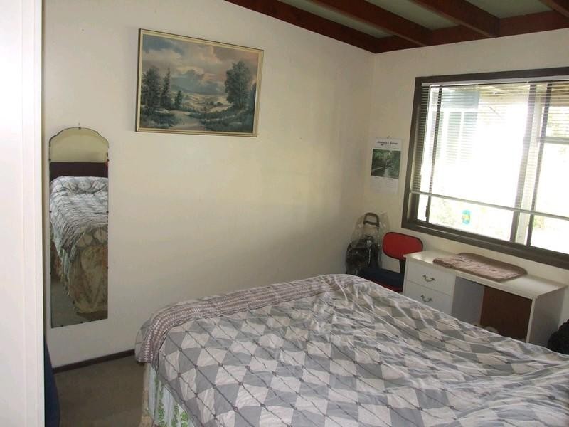 98 King Road, Blackbutt QLD 4306