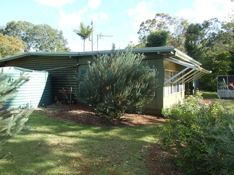 98 King Road, Blackbutt QLD 4306