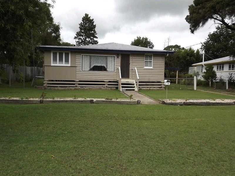 13 Short Street, Crows Nest QLD 4355