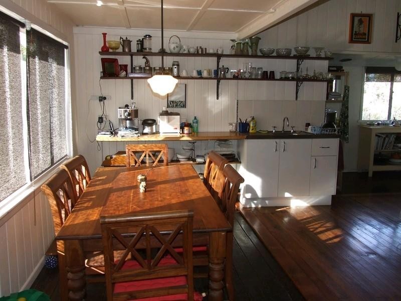 34 South Street, Crows Nest QLD 4355