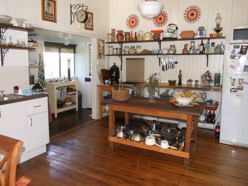 34 South Street, Crows Nest QLD 4355