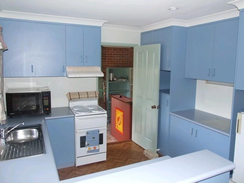 13 Charles Street, Crows Nest QLD 4355