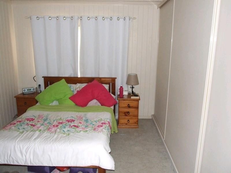 2 Blinco Street, Crows Nest QLD 4355