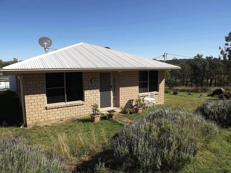 4 McDougall Street, Cooyar QLD 4402