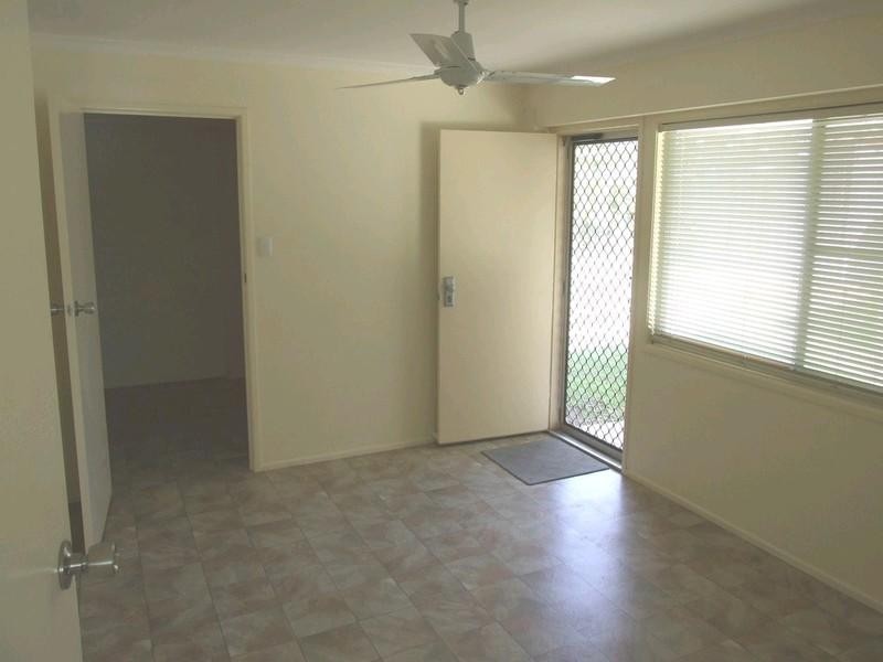 9 Church Street, Crows Nest QLD 4355