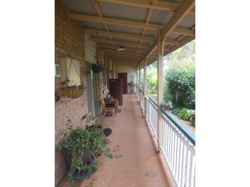 39 Charles Street, Crows Nest QLD 4355