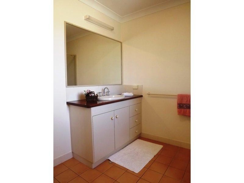 16 Lee Court, Crows Nest QLD 4355