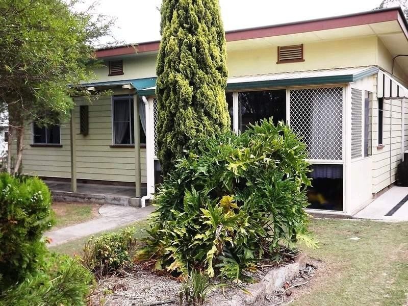 32 South Street, Crows Nest QLD 4355
