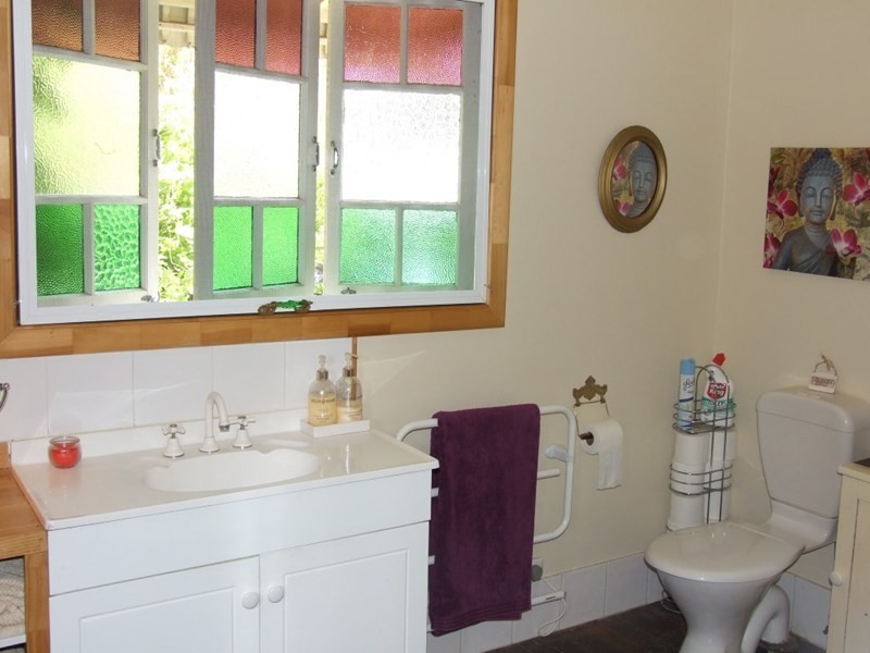 6 Short Street, Crows Nest QLD 4355