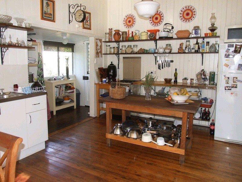 34 South Street, Crows Nest QLD 4355