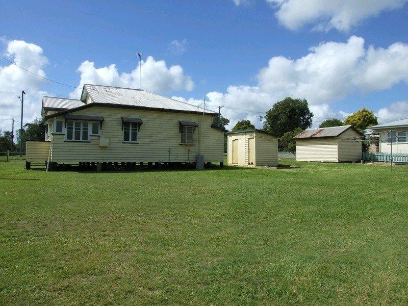 23 Park Road, Crows Nest QLD 4355