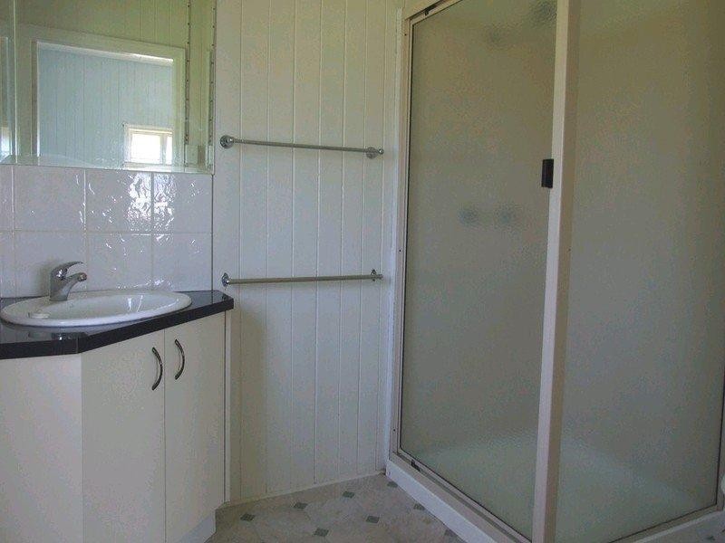 23 Park Road, Crows Nest QLD 4355