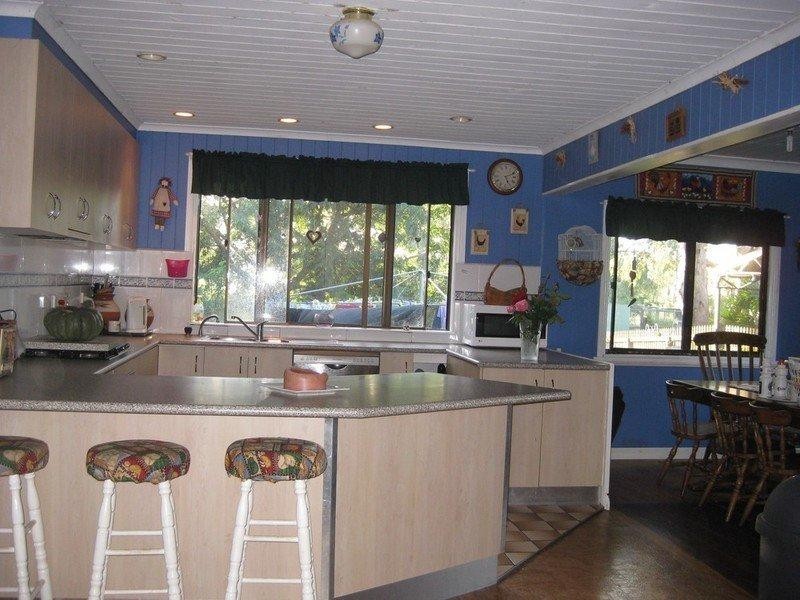 3 Lebsanft Street, Goombungee QLD 4354