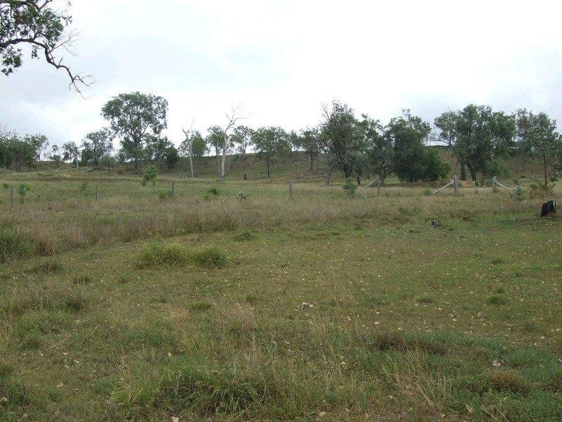 L384 South Emu Creek Road, Crows Nest QLD 4355