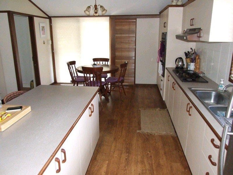 2 Blinco Street, Crows Nest QLD 4355