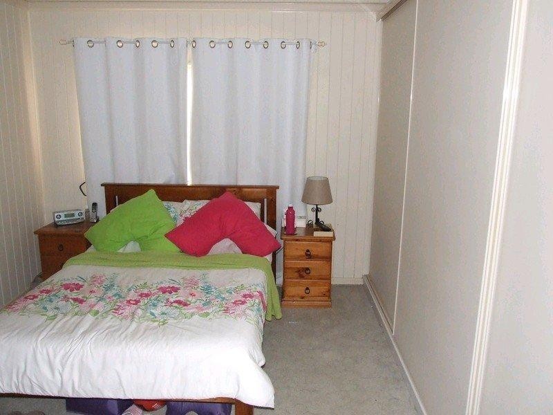 2 Blinco Street, Crows Nest QLD 4355