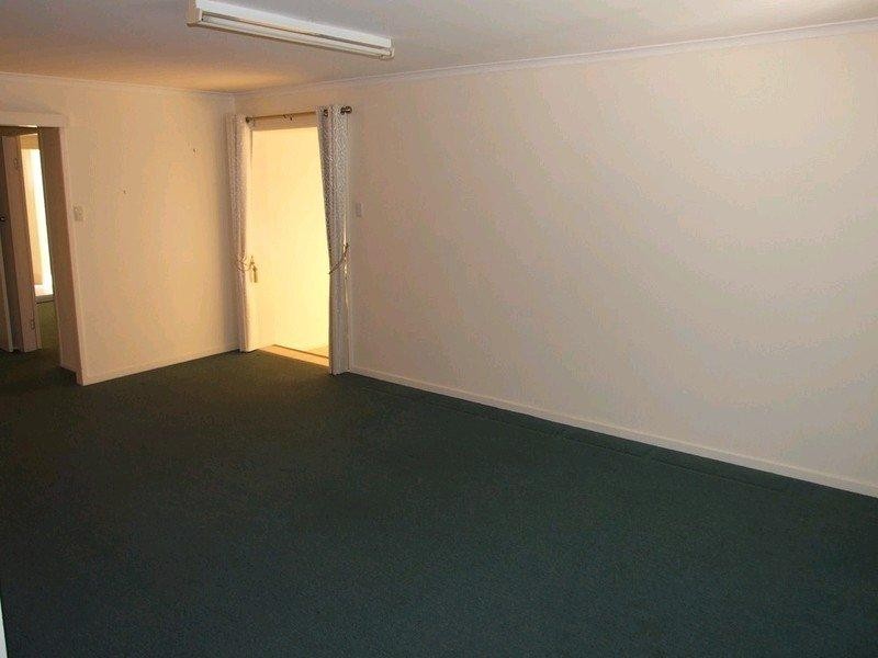 9 Church Street, Crows Nest QLD 4355