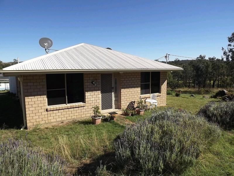 4 McDougall Street, Cooyar QLD 4402