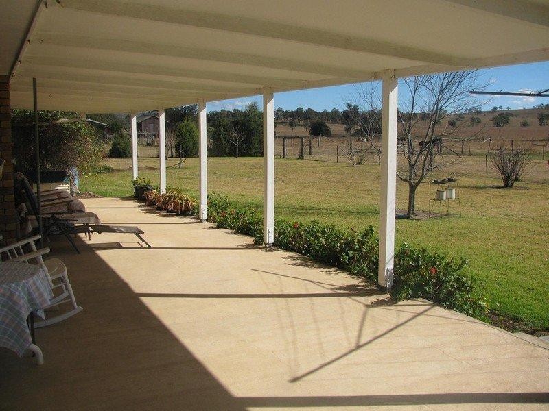 7265 New England Highway, Crows Nest QLD 4355