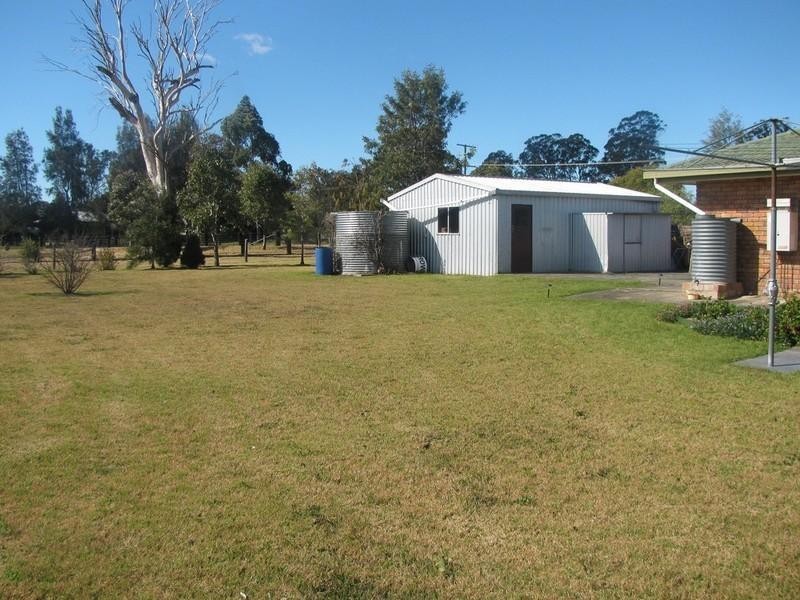 7265 New England Highway, Crows Nest QLD 4355