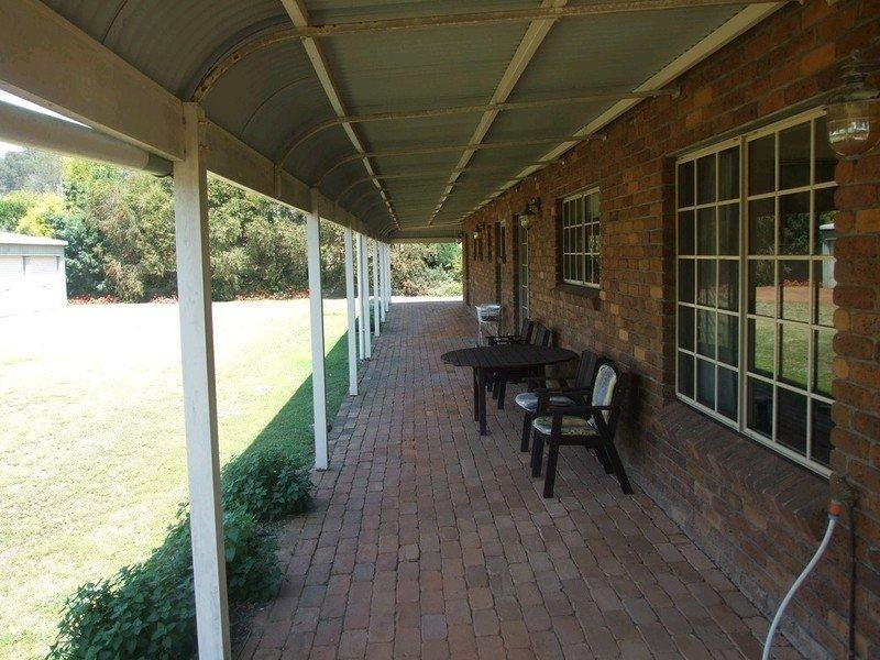 61 Albert Street, Crows Nest QLD 4355