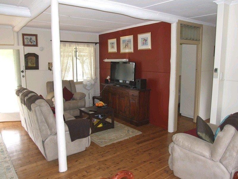 1205 Pechey Maclagan Road, Crows Nest QLD 4355