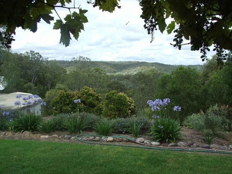 53 Fitch Road, Crows Nest QLD 4355