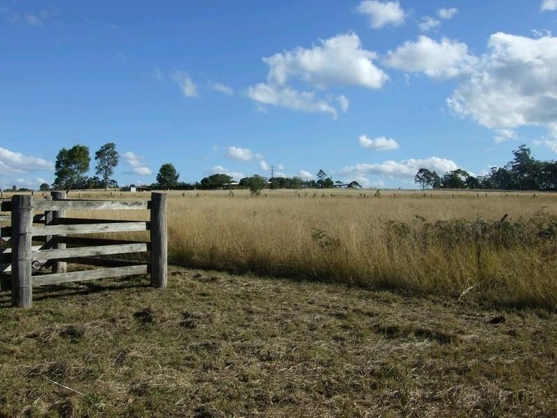 98 King Road, Mount Binga QLD 4306