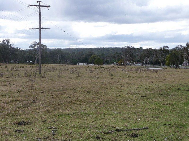 7534 New England Highway, Crows Nest QLD 4355