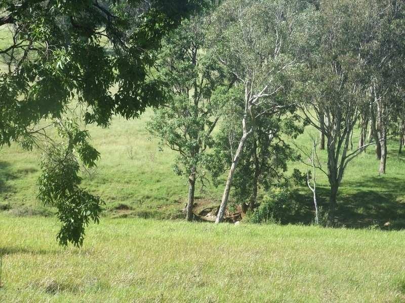 L2 Merritts Creek Road, Hampton QLD 4352