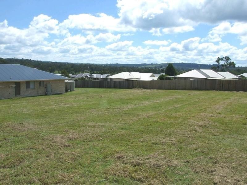 18 Naomi Drive, Crows Nest QLD 4355