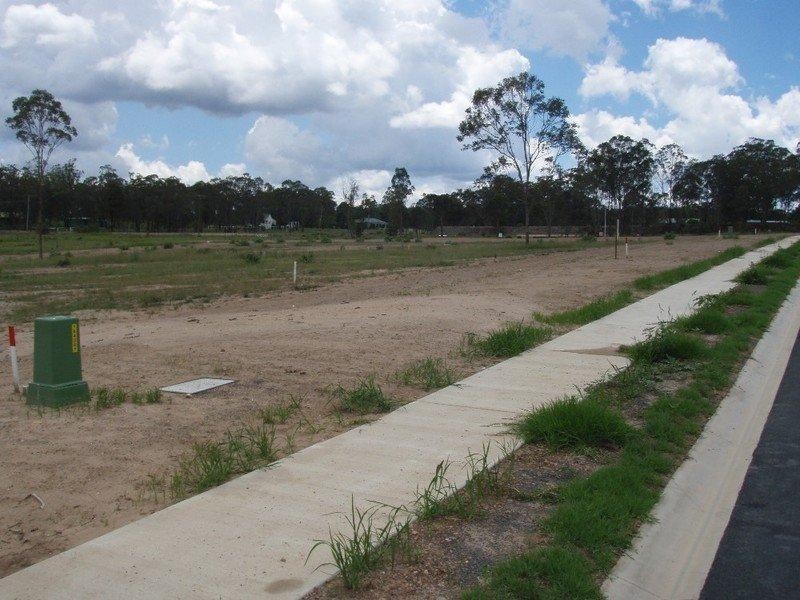 000 Parkland Estate, Crows Nest QLD 4355