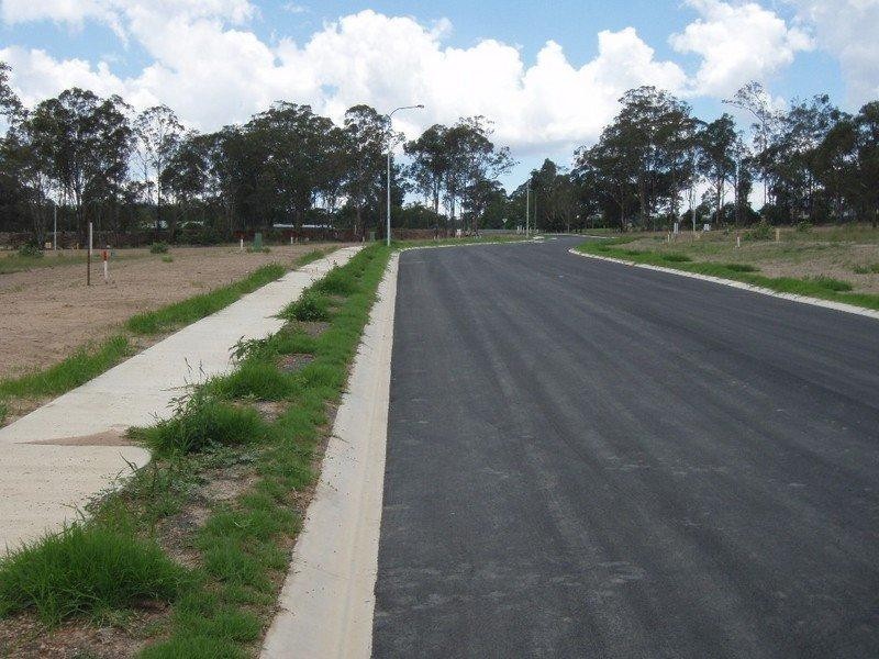 000 Parkland Estate, Crows Nest QLD 4355