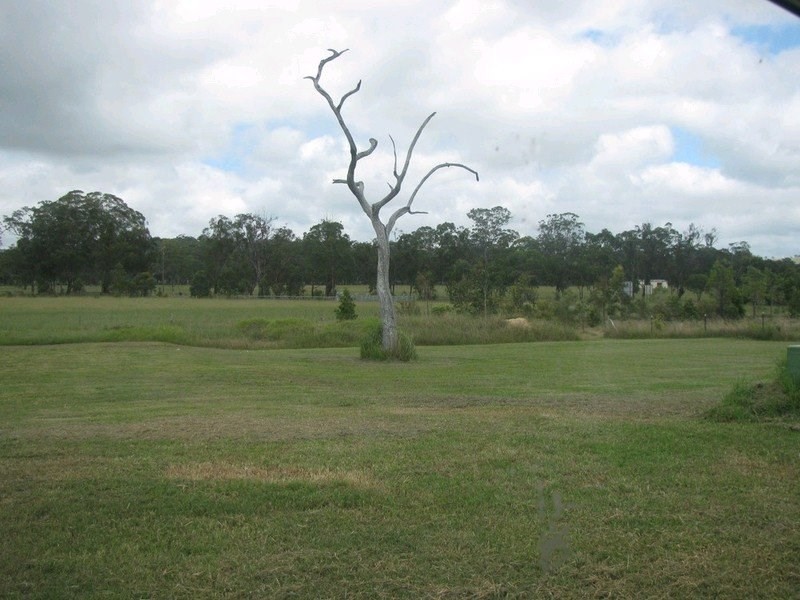 19 Parkland Drive, Crows Nest QLD 4355