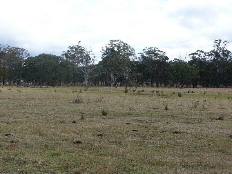 7534 New England Highway, Crows Nest QLD 4355